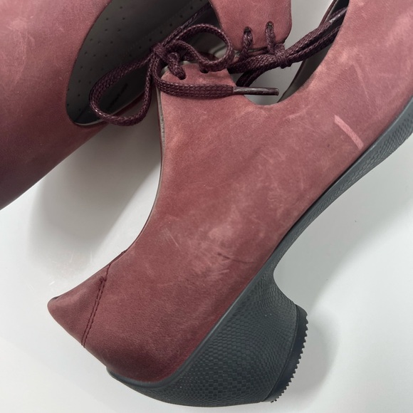 Ecco Sculptured Maryjane leather heels - Picture 8 of 11